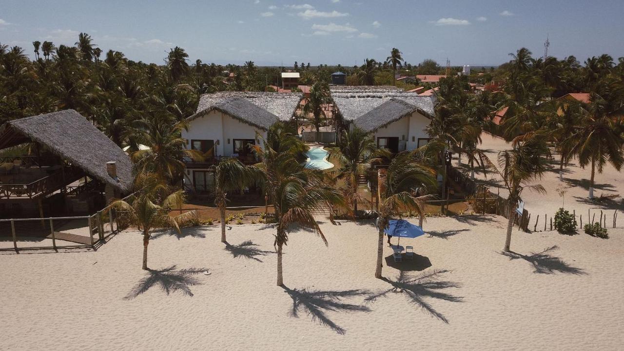 Ap. Peixe Boi Pe Na Areia Com Vista Frontal E Total Para O Mar 巴拉格兰德 外观 照片