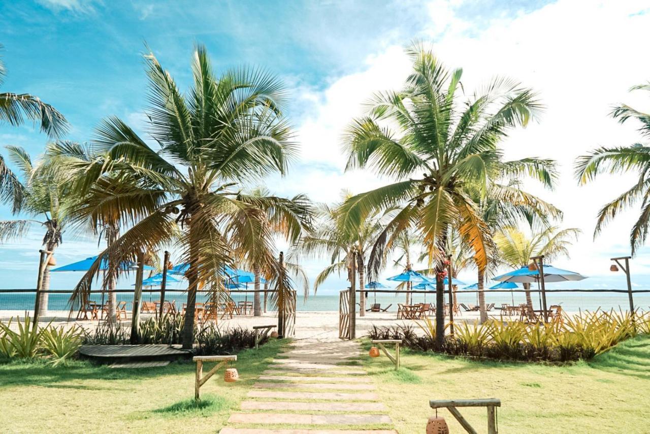 Ap. Peixe Boi Pe Na Areia Com Vista Frontal E Total Para O Mar 巴拉格兰德 外观 照片